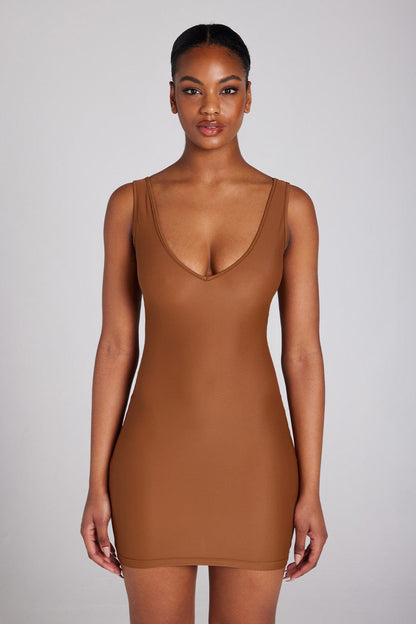 Straight Dark Nude Slip