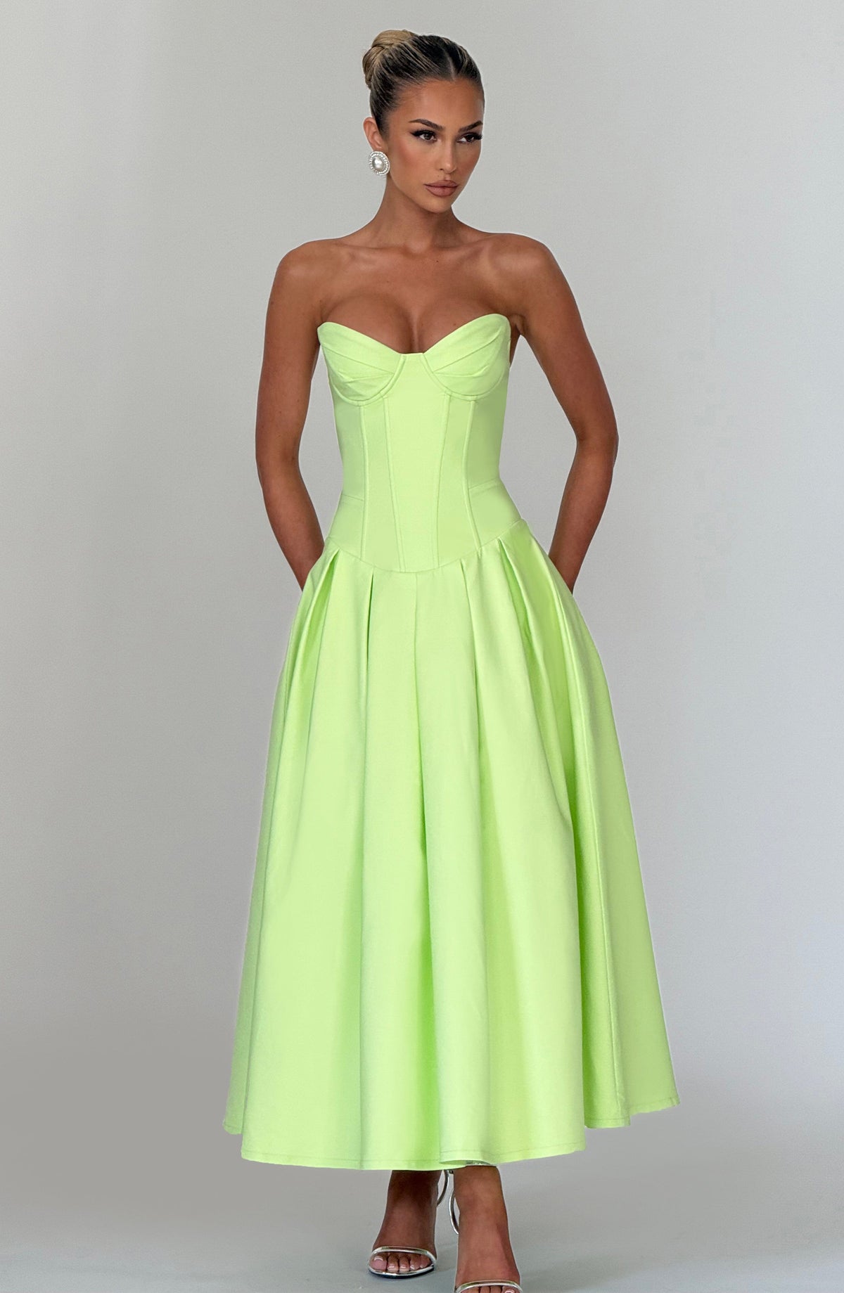 Selma Midi Dress in Lime