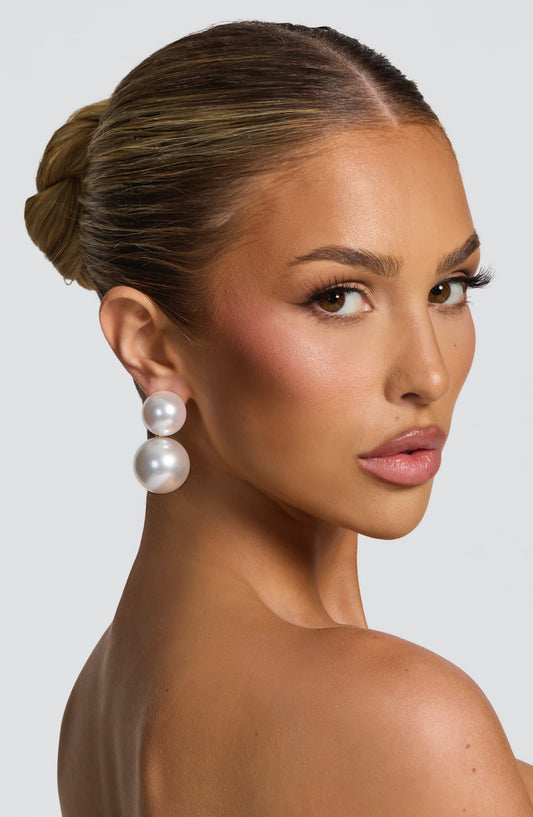 Ariah Earrings in Pearl