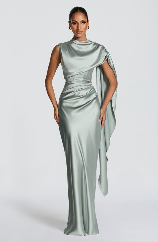 Avienne Maxi Dress in Sage
