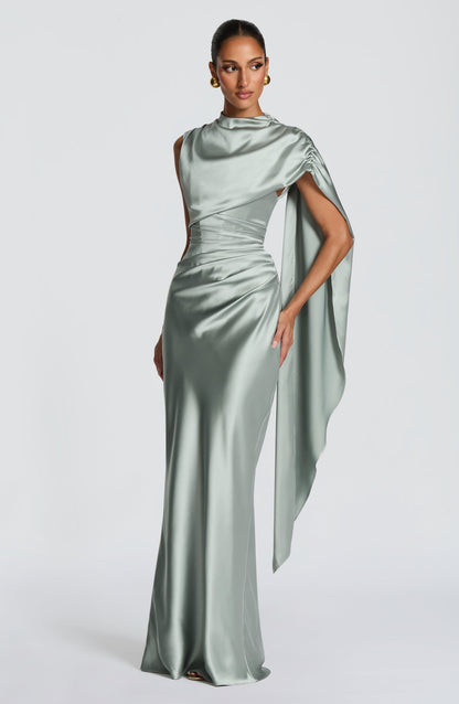 Avienne Maxi Dress in Sage