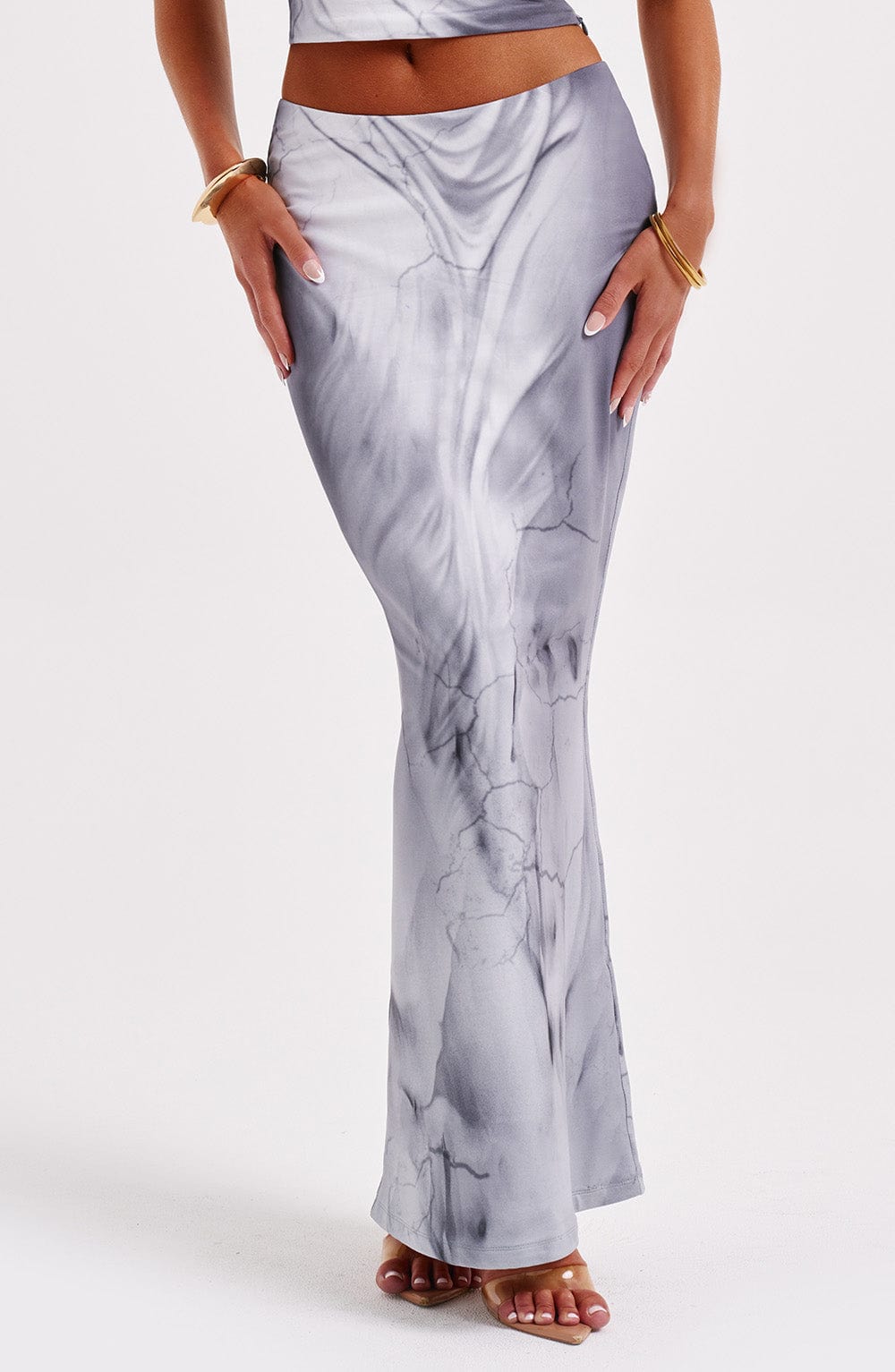 Charmelle Maxi Skirt in Grey Body Print