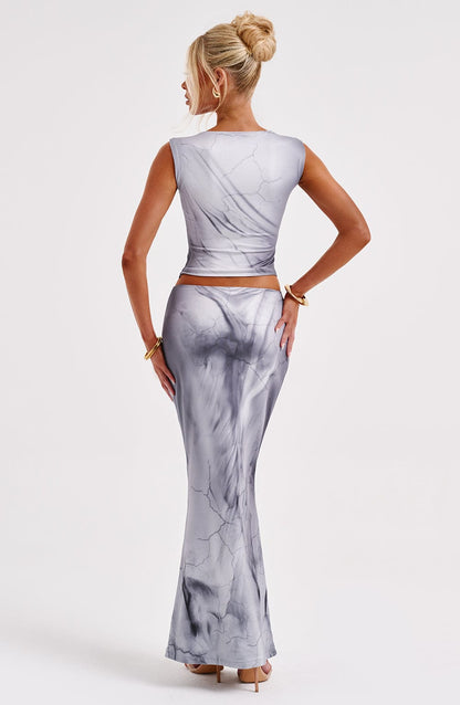 Charmelle Maxi Skirt in Grey Body Print
