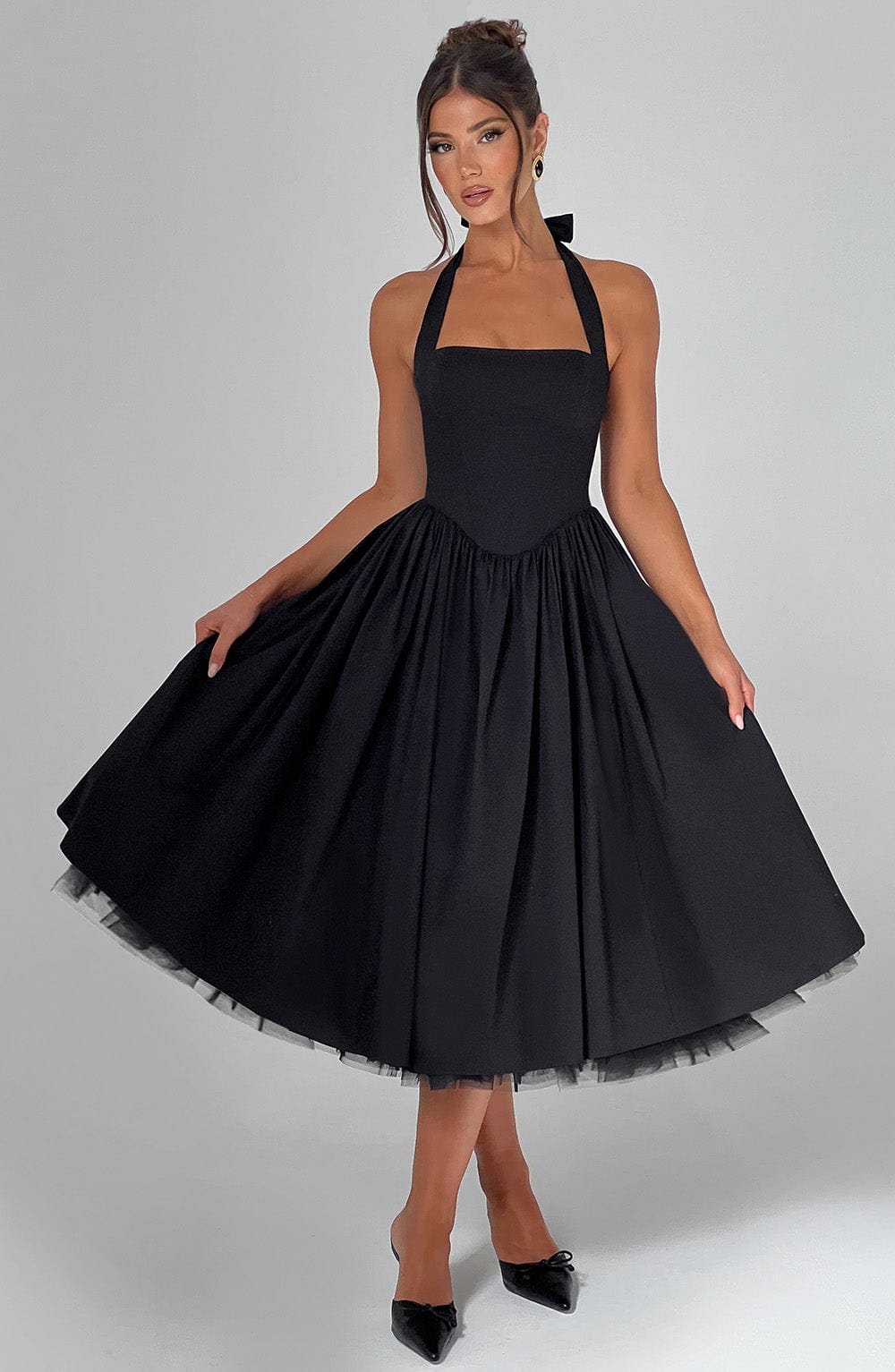 Cressia Midi Dress in Black