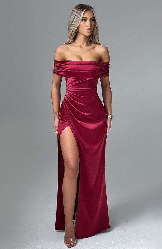 Gwendolina Maxi Dress in Burgundy