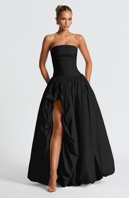 Jilena Maxi Dress in Black