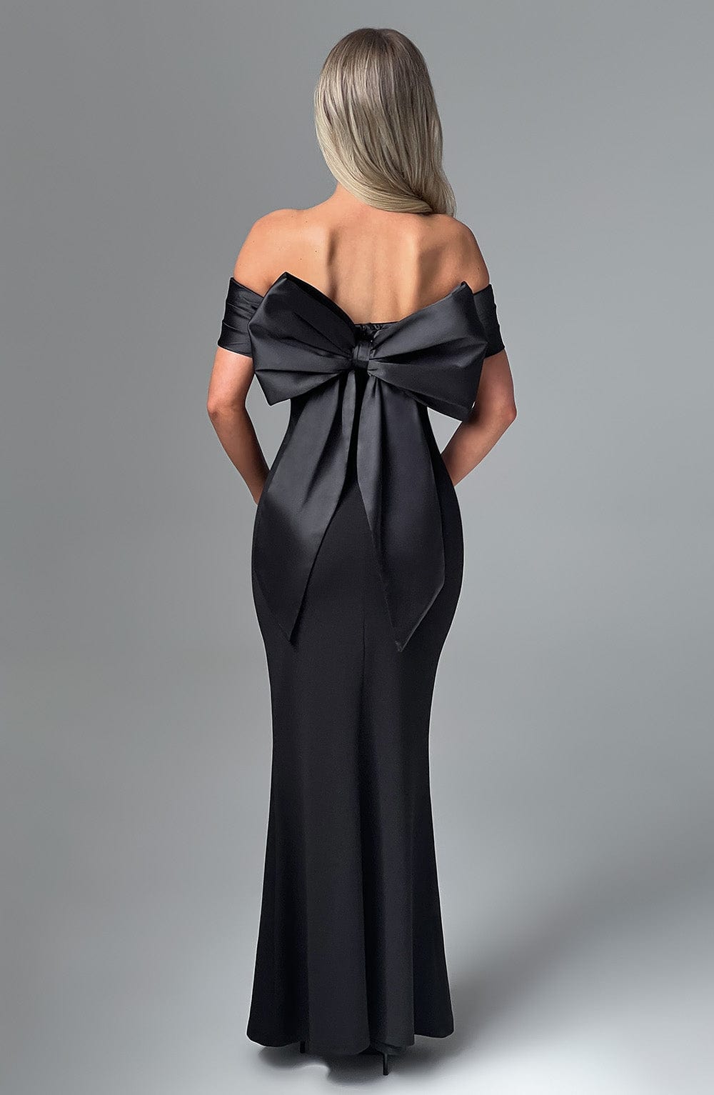 Joannah Maxi Dress in Black
