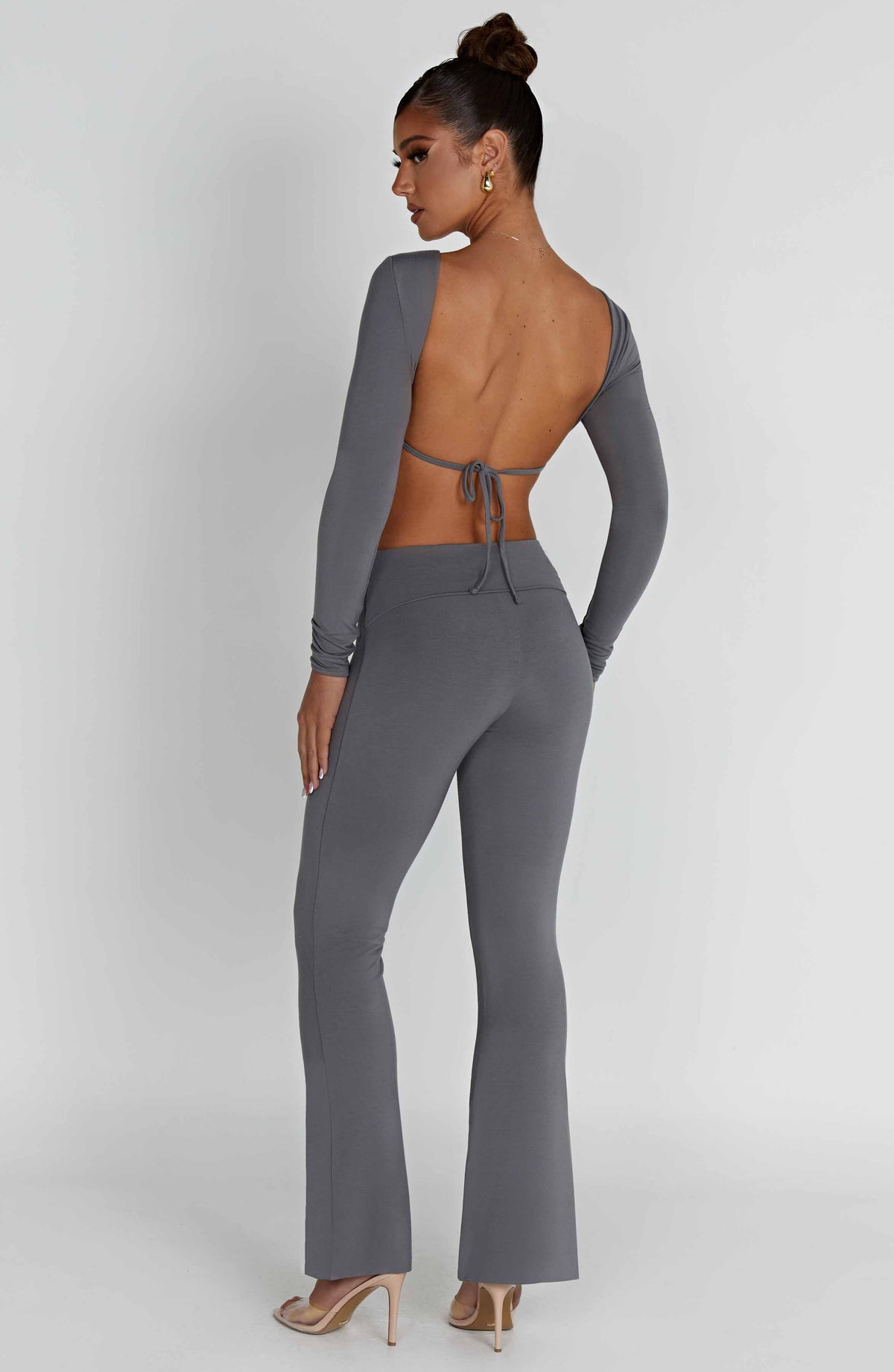 Sahrelle Top in Charcoal