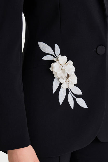 Alissa Monochrome Blazer