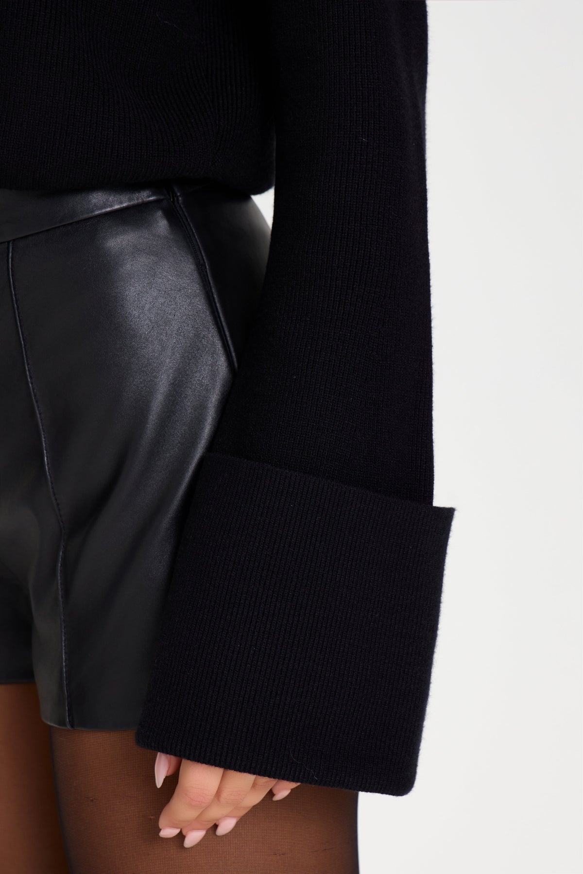 AMBER BLACK BODYSUIT